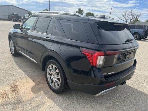 New 2025 Ford Explorer Platinum image 6