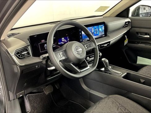 New 2026 Nissan Kicks SV image 9