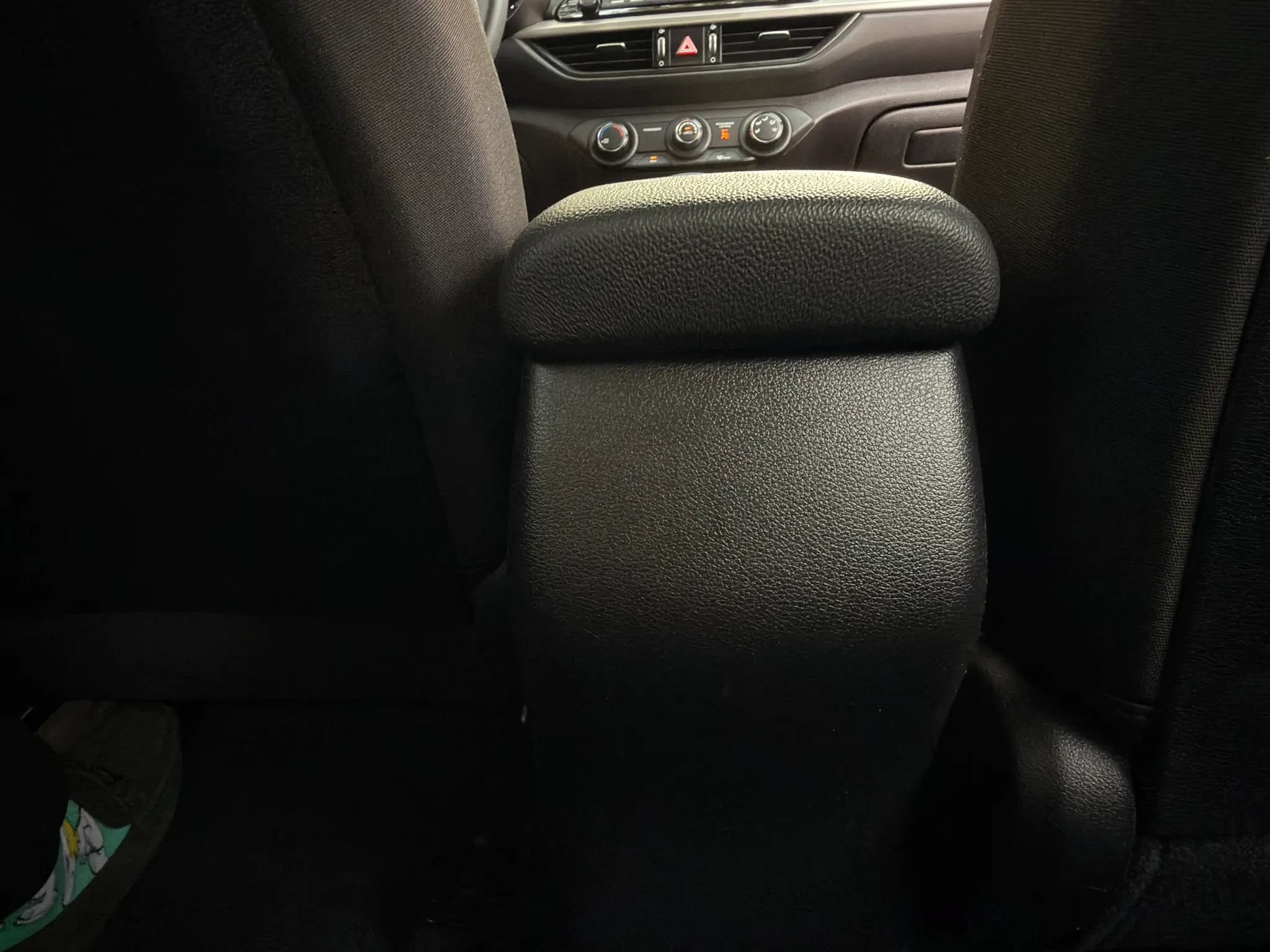 Used 2020 Kia Forte LXS FWD image 38