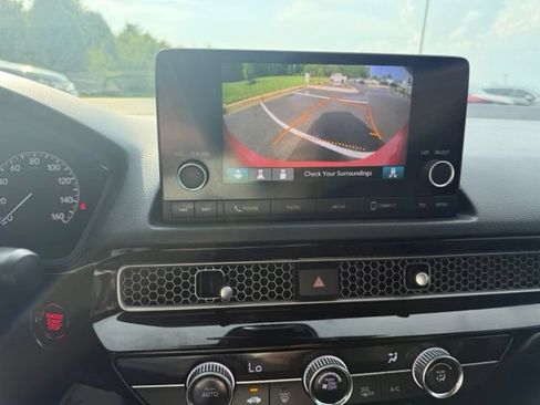 Used 2025 Honda Civic Sport image 16
