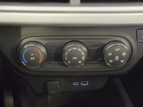 New 2026 Chevrolet Trax LS w/ Driver Confidence Package FWD image 20