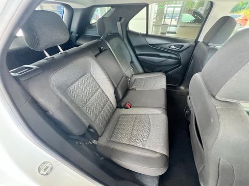 Used 2023 Chevrolet Equinox LT image 24