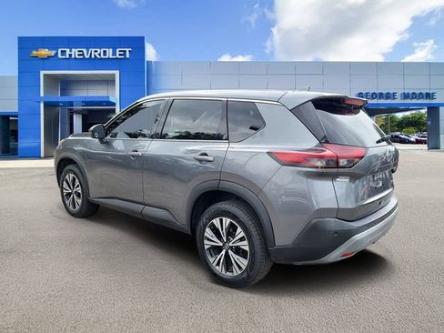 Used 2021 Nissan Rogue SV FWD image 3