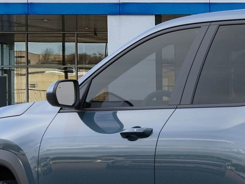 New 2026 Chevrolet Equinox LT image 13