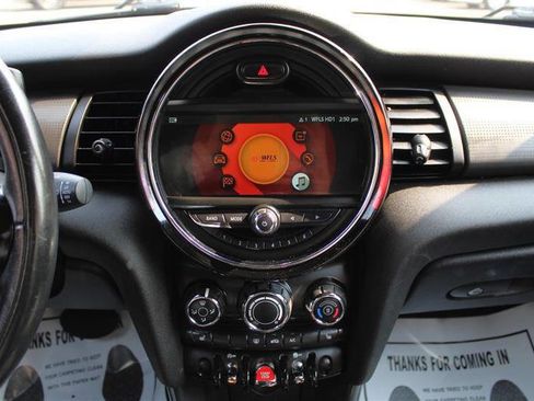 Used 2019 MINI Cooper Convertible image 25