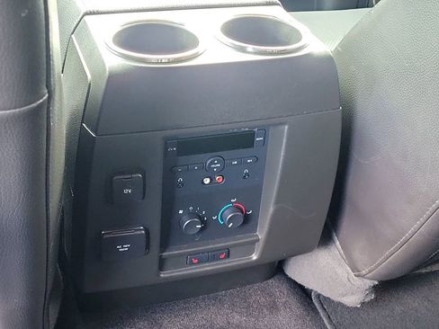 Used 2013 Ford Expedition Limited AWD/4WD image 17