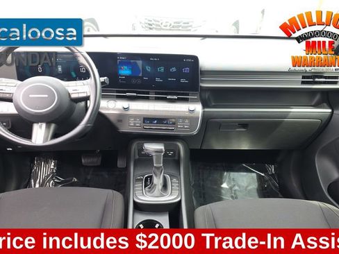Used 2025 Hyundai Kona SEL image 25