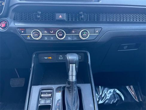 Certified 2024 Honda CR-V EX image 11