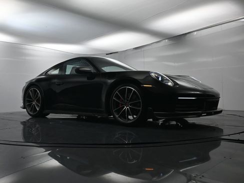 Certified 2024 Porsche 911 Carrera 4S image 47