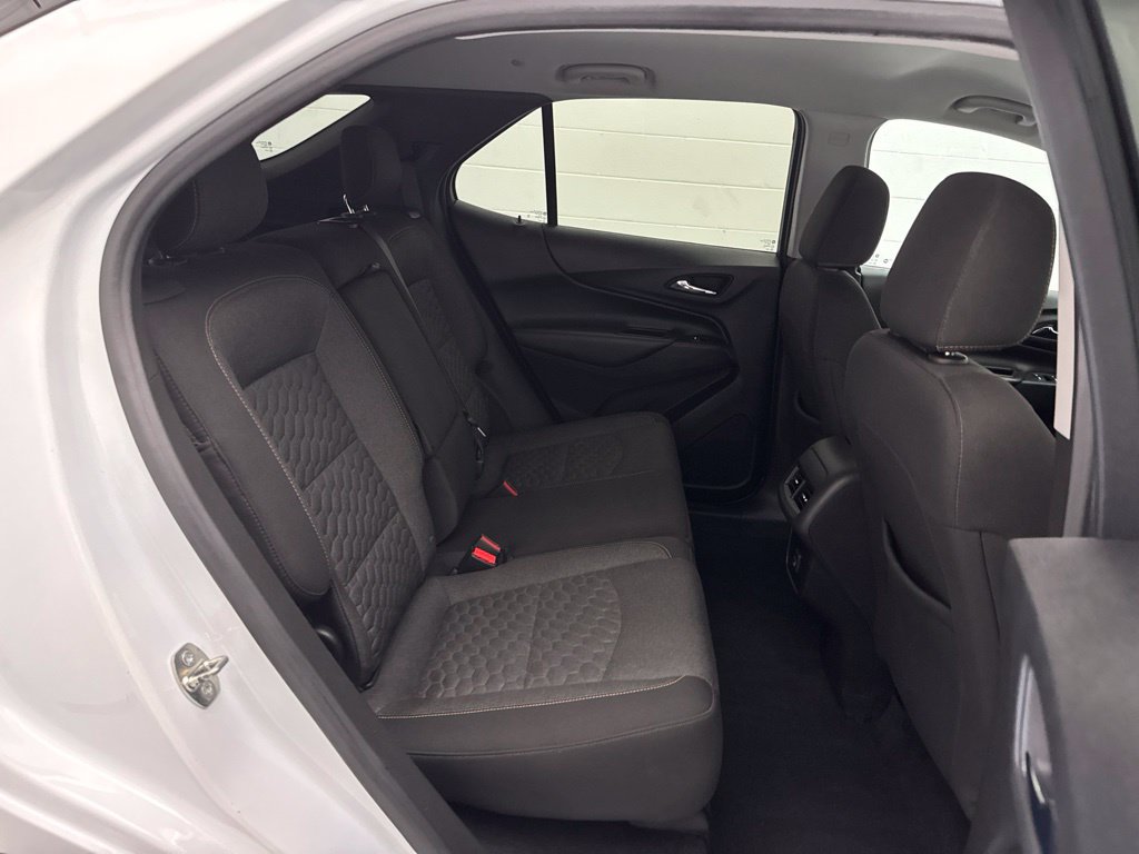 Used 2020 Chevrolet Equinox LT w/ Driver Convenience Package AWD/4WD image 40