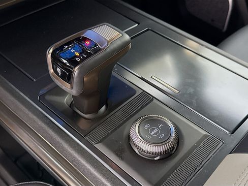 Used 2025 GMC Hummer EV 2X AWD/4WD image 19