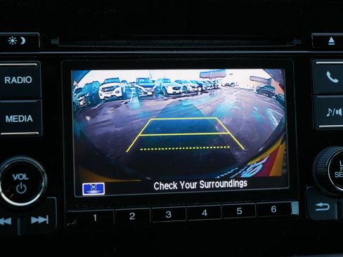 Used 2019 Honda HR-V LX image 27