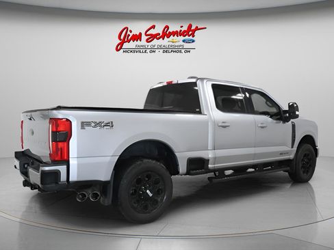 Used 2023 Ford F250 Lariat w/ Lariat Ultimate Package AWD/4WD image 6