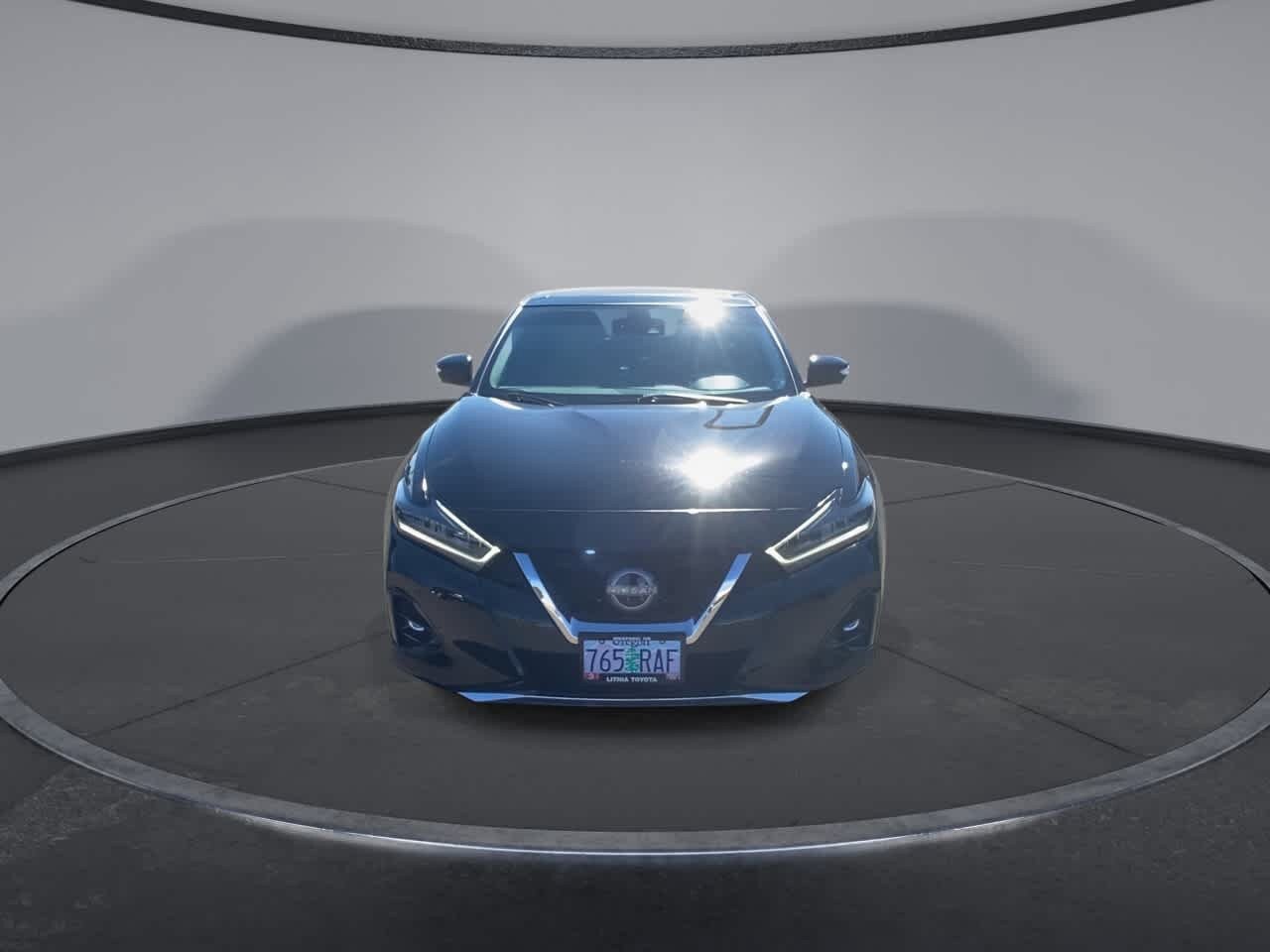 Used 2023 Nissan Maxima Platinum w/ Sport Mat Group FWD image 4