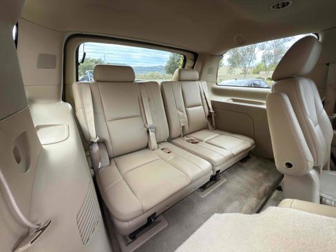 Used 2014 GMC Yukon Denali image 51