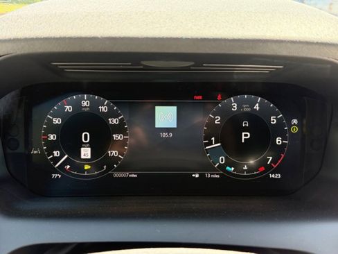 New 2026 Land Rover Discovery Sport Landmark AWD/4WD image 23
