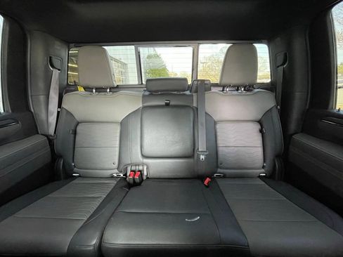 Used 2024 Chevrolet Silverado 2500 ZR2 image 30