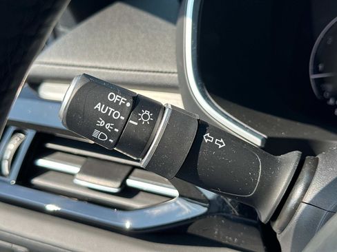 Certified 2025 Acura MDX FWD w/ Technology Package image 28