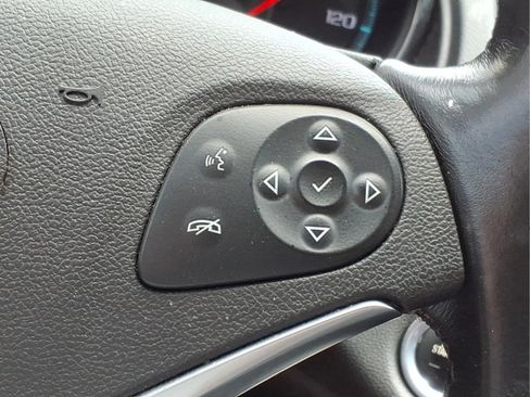 Used 2019 Chevrolet Impala LT FWD image 25