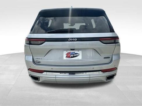 Used 2022 Jeep Grand Cherokee Overland AWD/4WD image 6