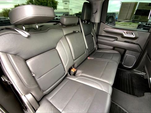 Used 2023 Chevrolet Silverado 1500 LTZ image 18