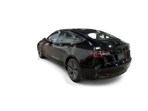 Certified 2023 Tesla Model 3 Standard Range RWD image 4