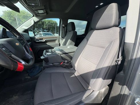 Used 2024 Chevrolet Silverado 1500 LT RWD image 14