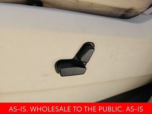 Used 2008 Chrysler Town & Country Limited w/ Entertainment Group #3 FWD image 14