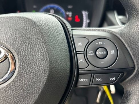 Used 2026 Toyota Corolla LE FWD image 16