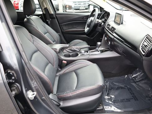 Used 2016 MAZDA MAZDA3 i Grand Touring image 16