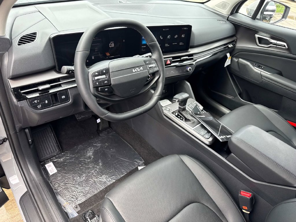 New 2026 Kia Sportage SX FWD image 18