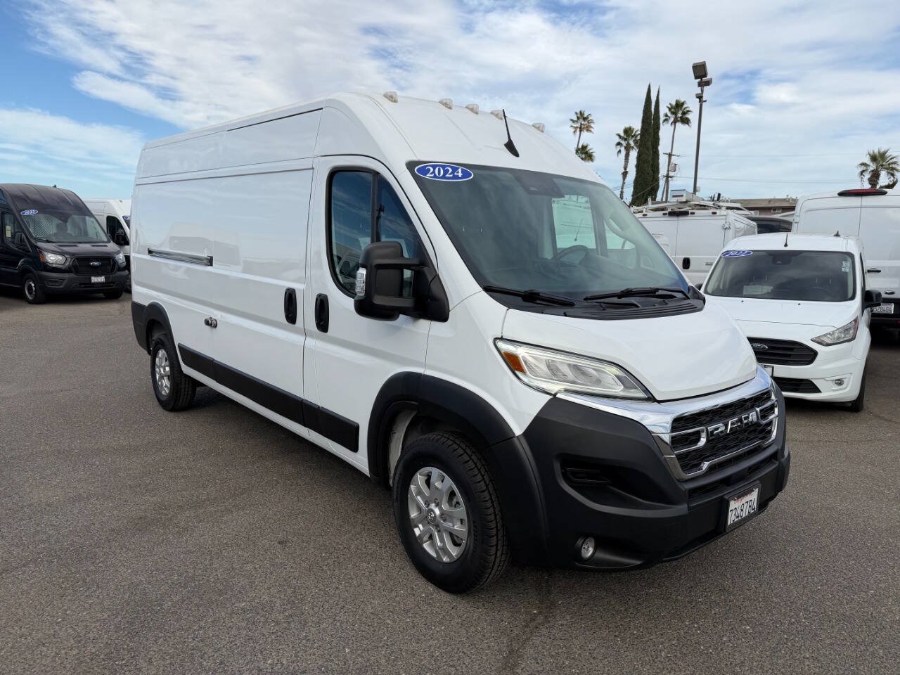 Used 2024 RAM ProMaster 2500 w/ Quick Order Package 22G SLT FWD image 2
