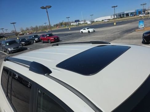 Used 2013 Toyota Highlander SE image 9