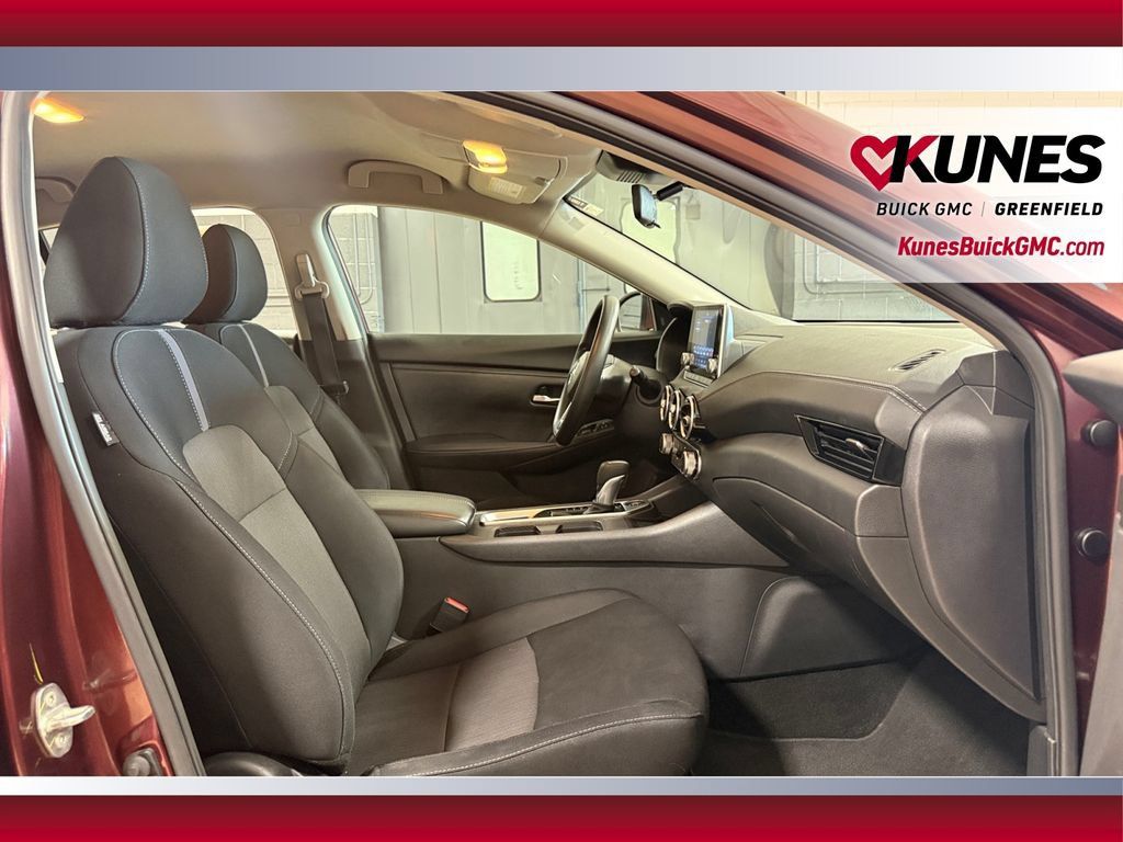 Used 2024 Nissan Sentra SV FWD image 32