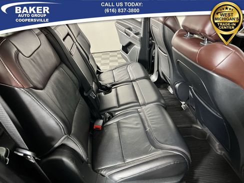 Used 2020 Ford Explorer Platinum w/ Premium Technology Package image 27