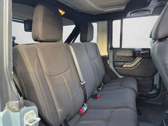 Used 2014 Jeep Wrangler Unlimited Sport w/ Quick Order Package 24S AWD/4WD image 17