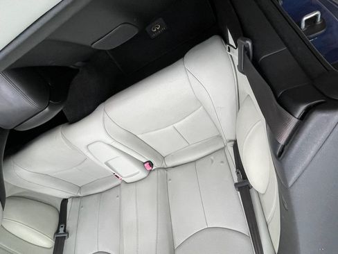 Used 2012 INFINITI G37 Convertible w/ Premium Pkg RWD image 33