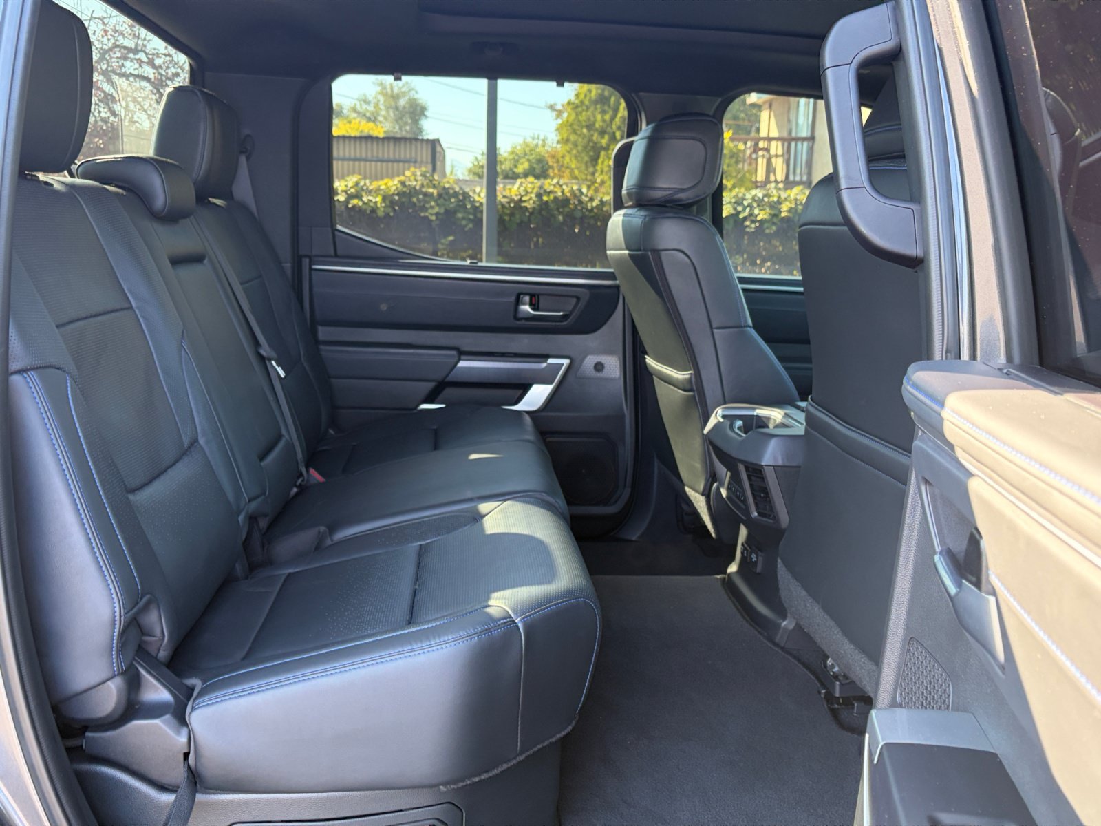 Used 2024 Toyota Tundra Platinum AWD/4WD image 27