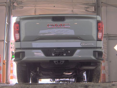 Used 2024 GMC Sierra 1500 Elevation image 7