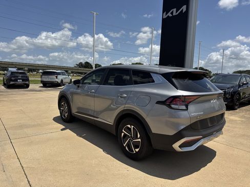 Certified 2025 Kia Sportage LX FWD image 25