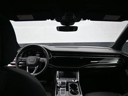 Certified 2025 Audi Q7 2.0T Premium Plus w/ Premium Plus Package AWD/4WD image 28