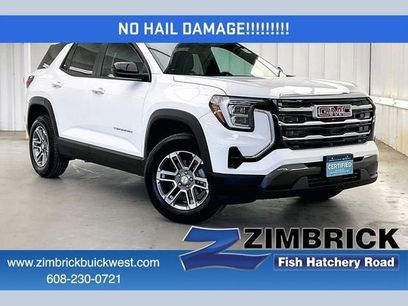 Used 2025 GMC Terrain Elevation