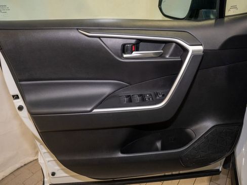 Used 2024 Toyota RAV4 XLE image 10