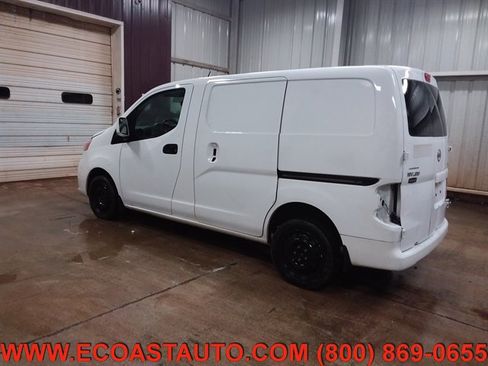 Used 2019 Nissan NV200 SV w/ Back Door Glass Package image 5