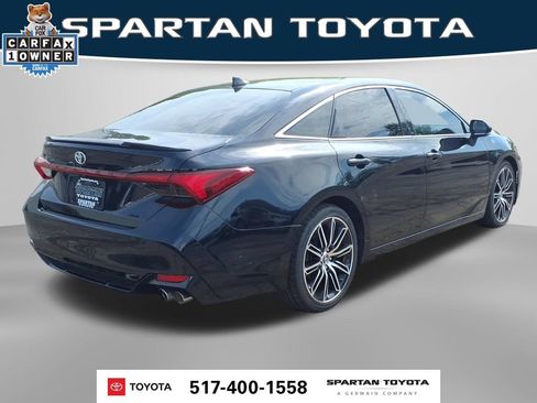 Used 2019 Toyota Avalon XSE w/ Carpet Mat Package FWD image 6