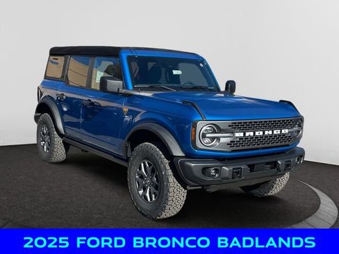 New 2025 Ford Bronco Badlands image 7