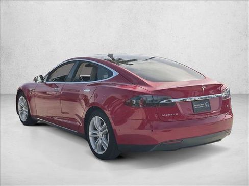 Used 2016 Tesla Model S 70 RWD image 8