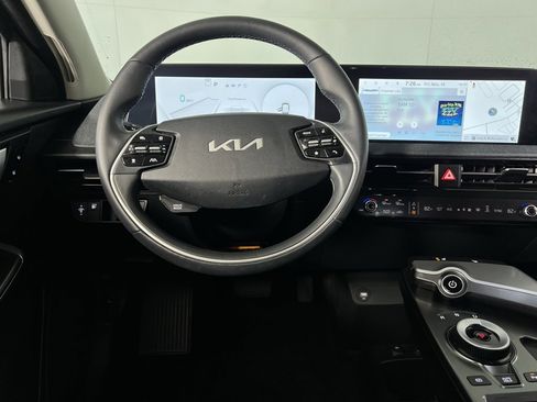 Used 2024 Kia EV6 Light image 15