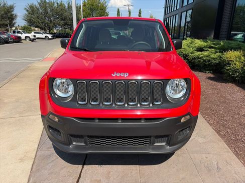 Used 2018 Jeep Renegade Sport w/ Power & Air Group AWD/4WD image 11