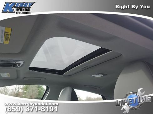 New 2026 Hyundai Elantra Limited image 19